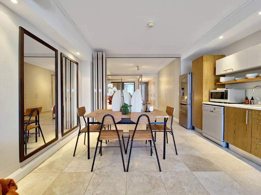 Apartamento Luxurious, Canal W Pool+wifi, V&a On Doorstep Cidade Do Cabo
